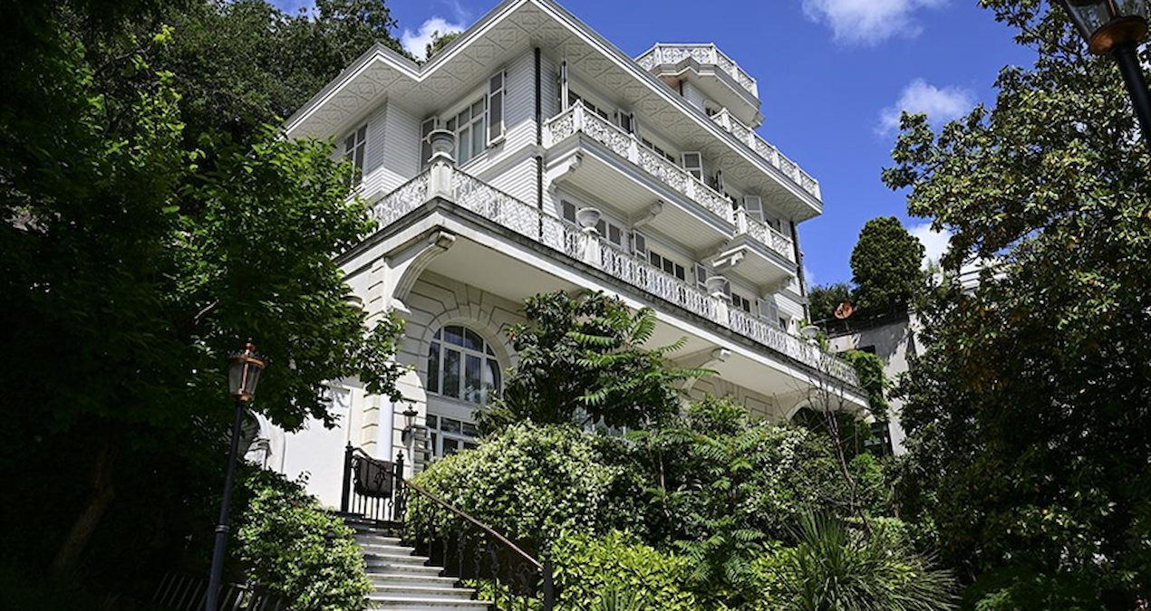 bogazin en pahalilarindan beyaz kosk 115 milyonluk indirimle satista h71Z53aM