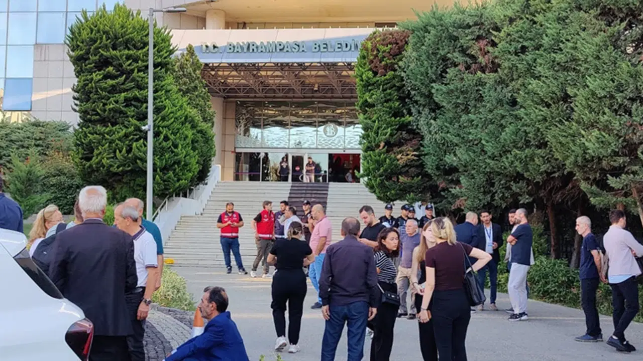 chpden bayrampasa belediyesi operasyonuna pes pese tepki acikca darbe girisimi sandiksiz turkiye hayali gsf2BTAy