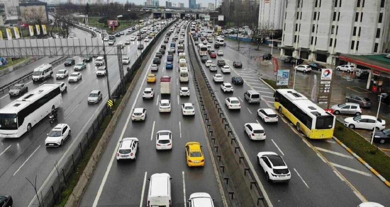 trafikte arac suren herkesin basina gelebilir uzmanlar uyardi ssQZQDL8