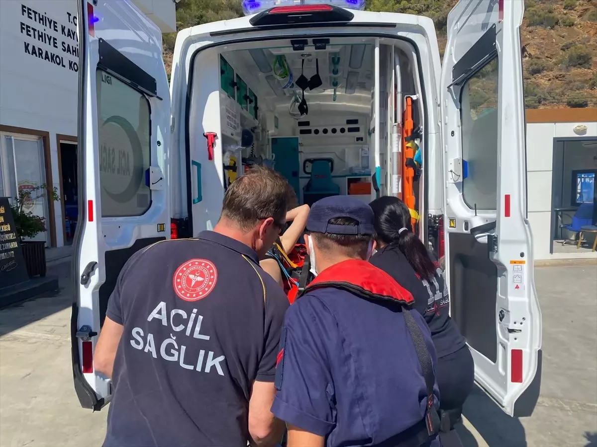 fethiye aciklarinda ticari yatta yaralanan kisi hastaneye kaldirildi N6HwIGSs