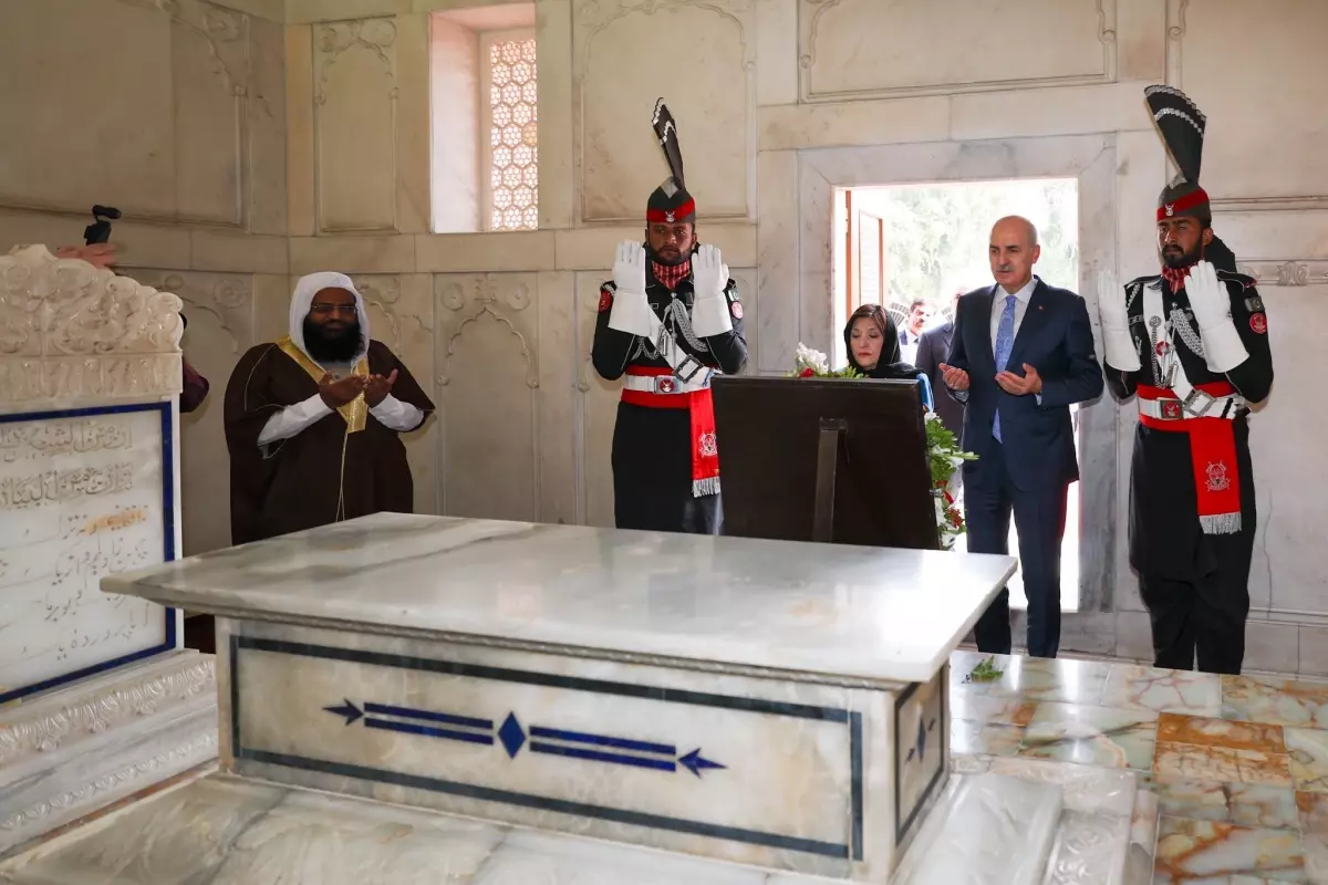 tbmm baskani numan kurtulmus pakistanda ikbalin turbesini ziyaret etti 3CB2DweA.jpg