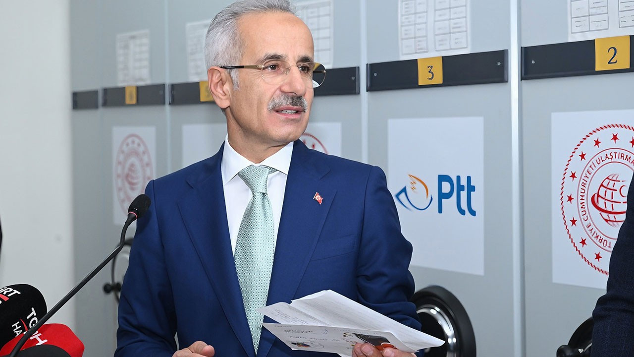 Bakan uraloglu pttnin elektrikli skuterleri dunyanin cevresini 260 kez dolasacak mesafeye ulasti tdbPIXd4