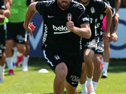 Besiktas midtyjlland macinin taktigini calisti HFKit6VL